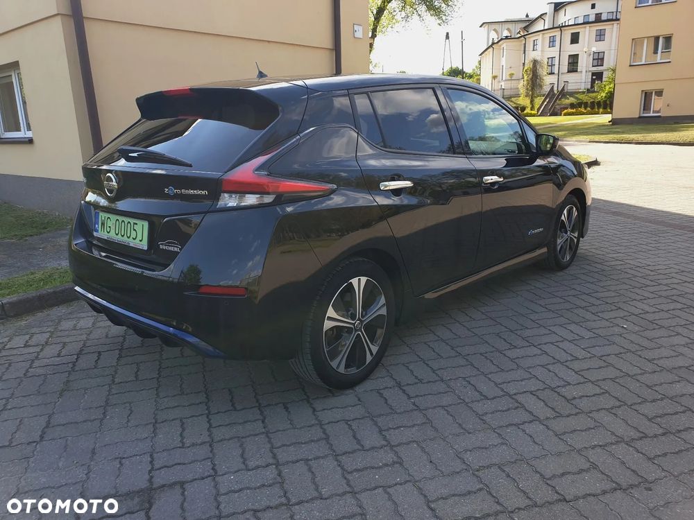 Nissan Leaf - 6