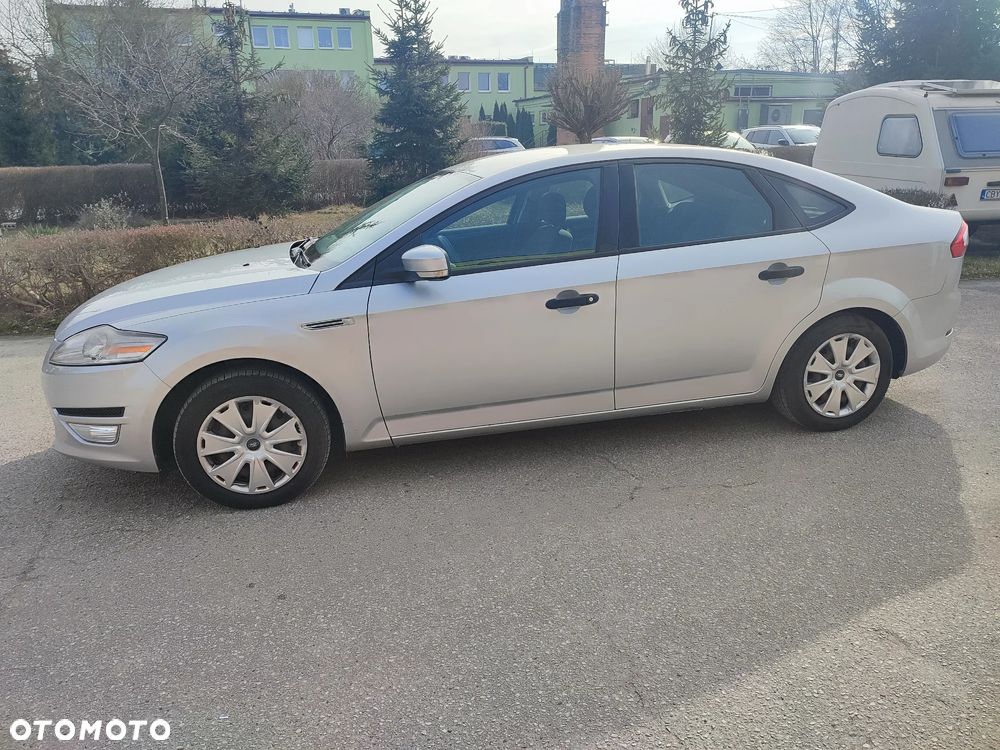 Ford Mondeo - 4