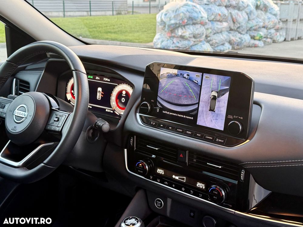 Nissan Qashqai 1.3 l MHEV Tekna - 13
