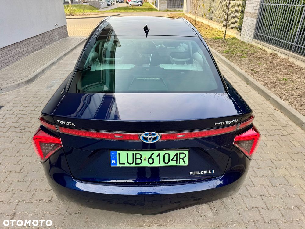 Toyota Mirai - 14