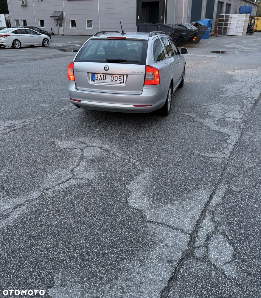Skoda Octavia - 7