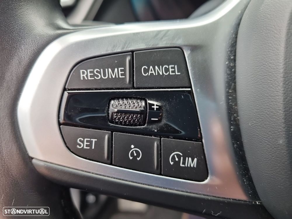 BMW 116 d Pack Desportivo M Auto - 18