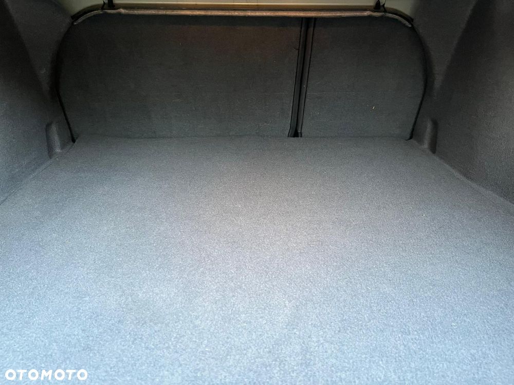 Volvo S40 2.0D Kinetic - 11