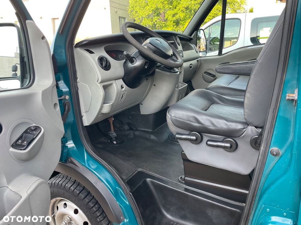 Renault Master Brygadówka 7 osobowy 2 x drzwi przesuwne - 25