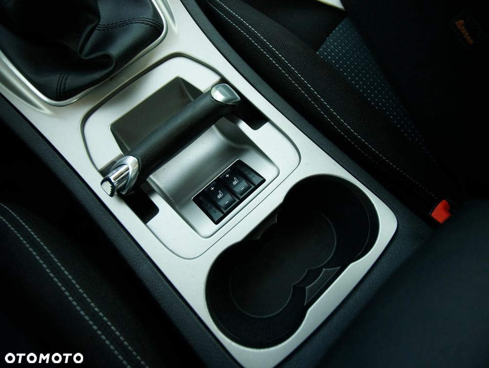Ford Galaxy 2.0 FF Titanium - 22