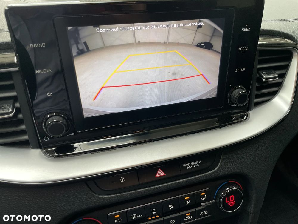 Kia Ceed 1.6 GDI PHEV L DCT - 20