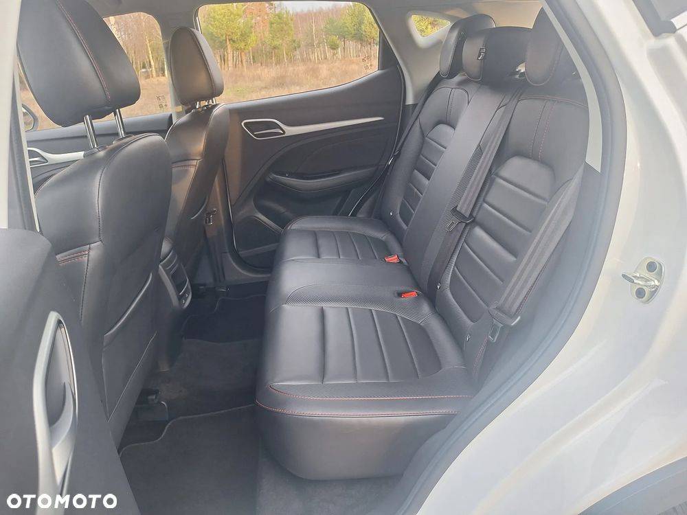 MG ZS ICE 1.5 VTI-tech Comfort - 32