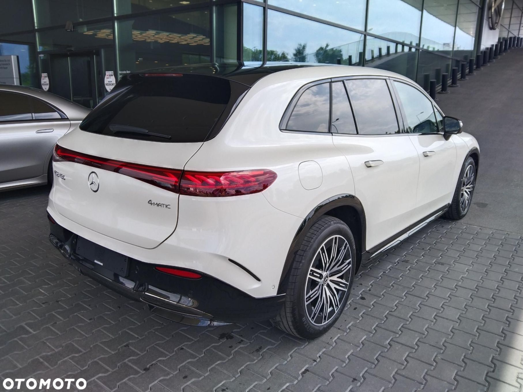 Mercedes-Benz EQS - 5