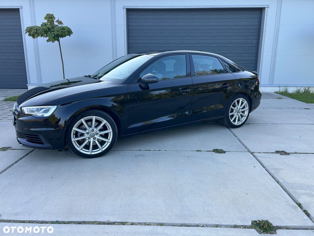 Audi A3 Limousine 2.0 TFSI quattro S tronic sport - 2