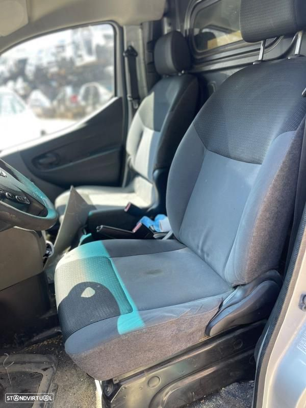 Para Peças Nissan Nv200 Caixa/Combi - 6