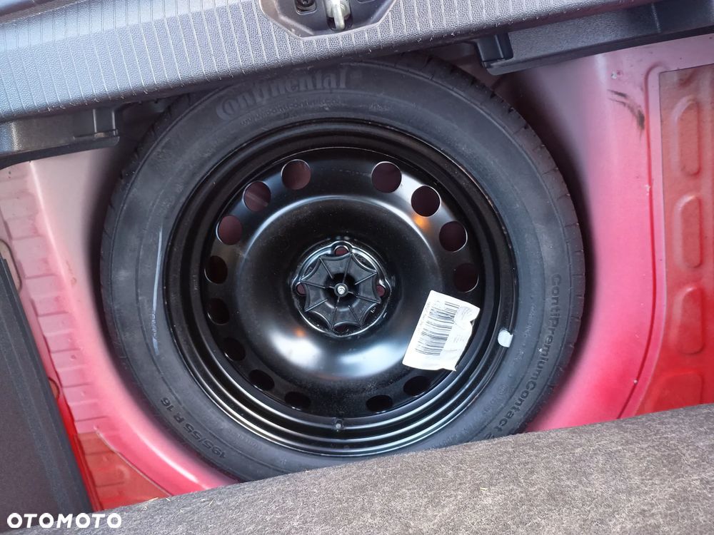 Opel Corsa 1.4 16V Sport - 30