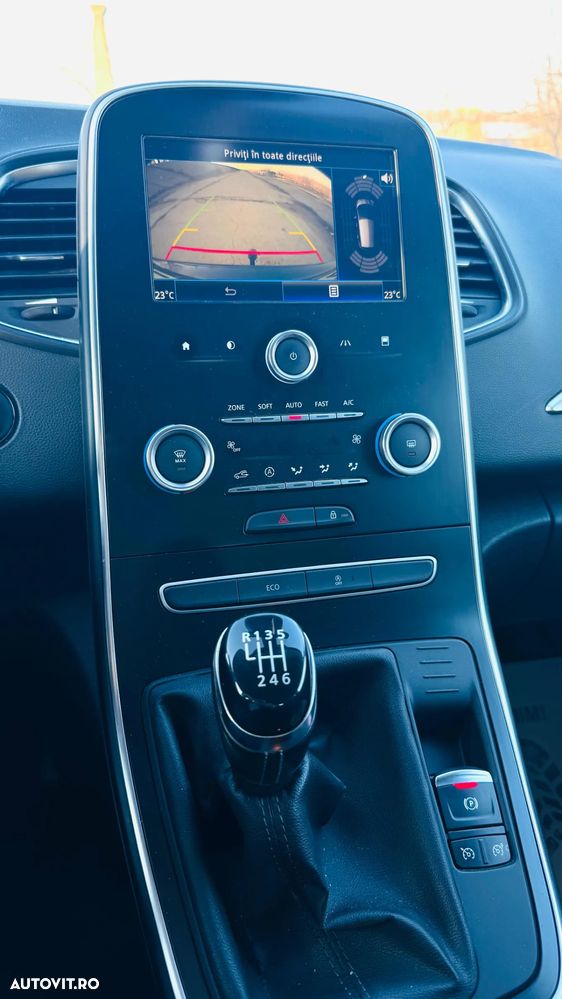 Renault Scenic ENERGY dCi 130 Business - 16