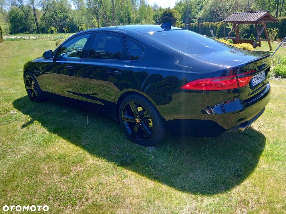 Jaguar XF 2.0 i4D Prestige - 6