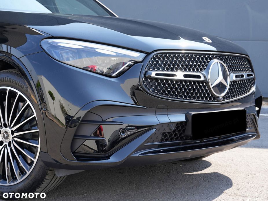 Mercedes-Benz GLC - 11