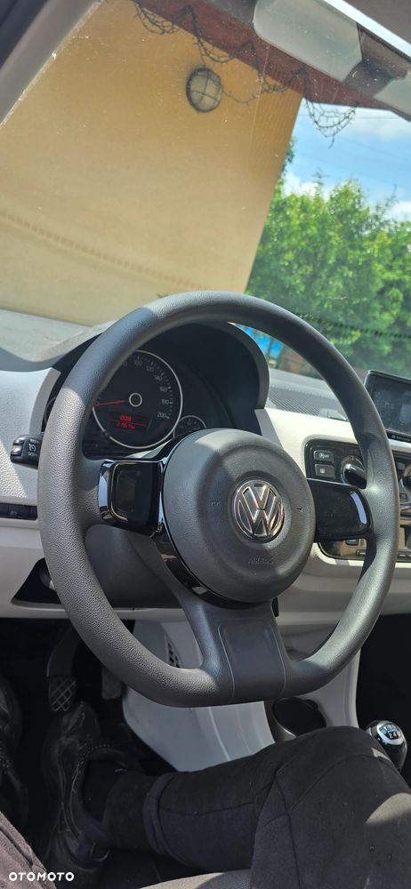 Volkswagen up! 1.0 move - 9