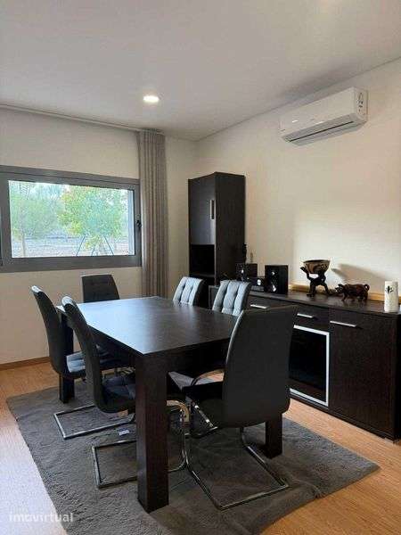 apartamento T2, c/ garagem - Grande imagem: 3/12