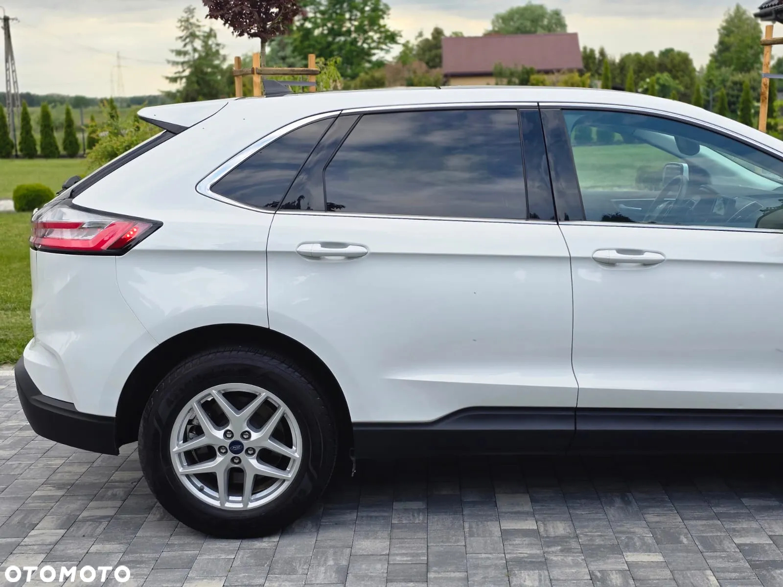 Ford Edge - 19