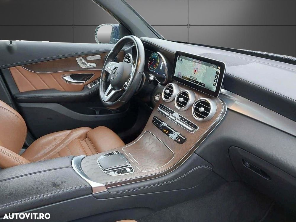 Mercedes-Benz GLC 300 de 4Matic 9G-TRONIC AMG Line - 13