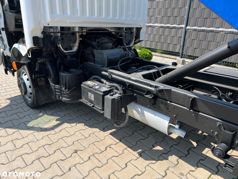 Nissan Cabstar - 32