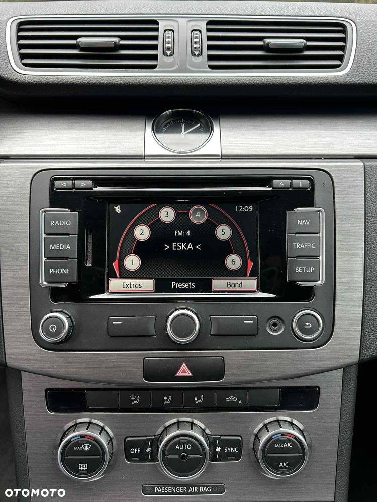 Volkswagen Passat 1.4 TSI Comfortline - 13