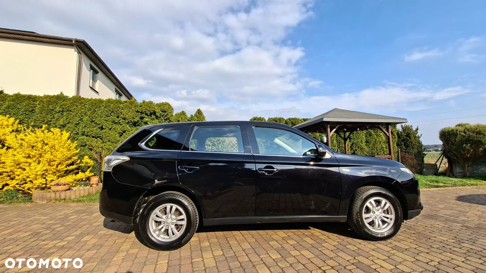 Mitsubishi Outlander 2.0 2WD Inform - 6