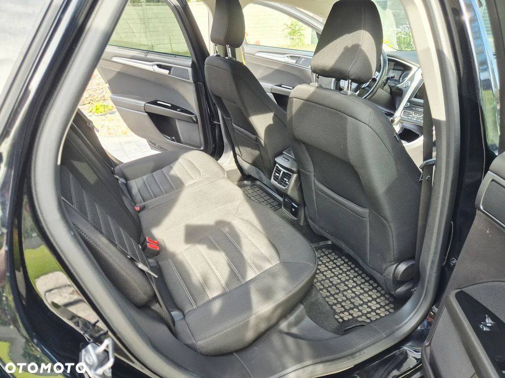 Ford Mondeo - 18