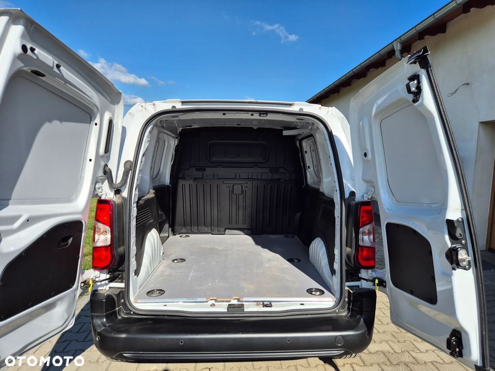 Opel Combo - 22