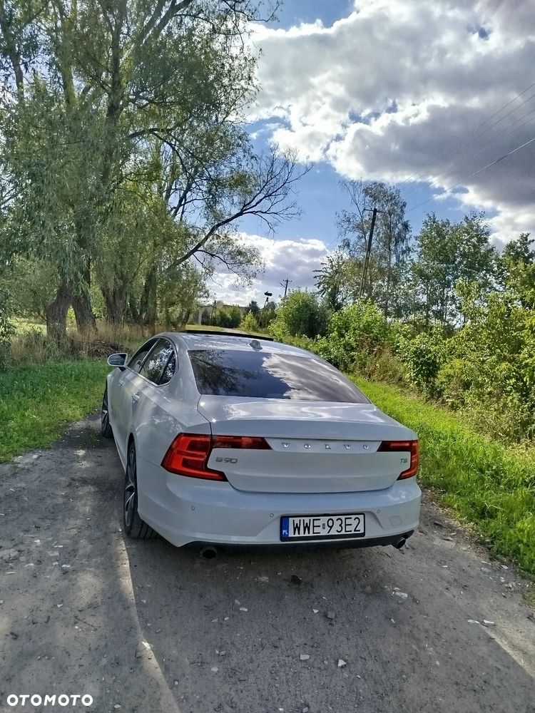 Volvo S90 T5 Momentum - 4