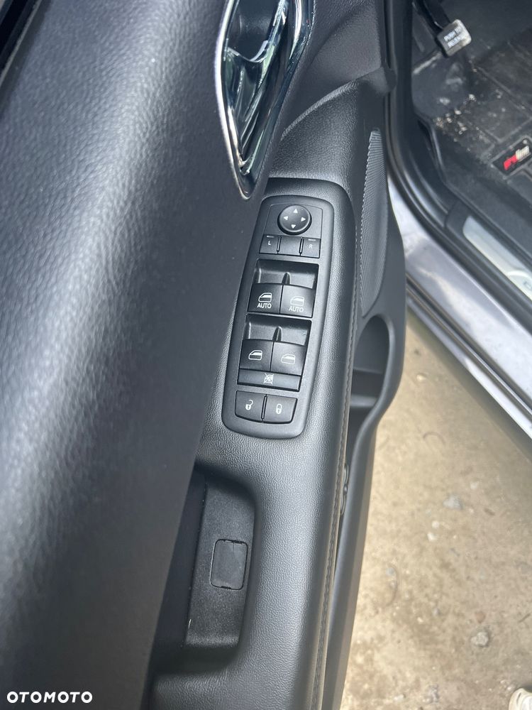 Dodge Durango - 8