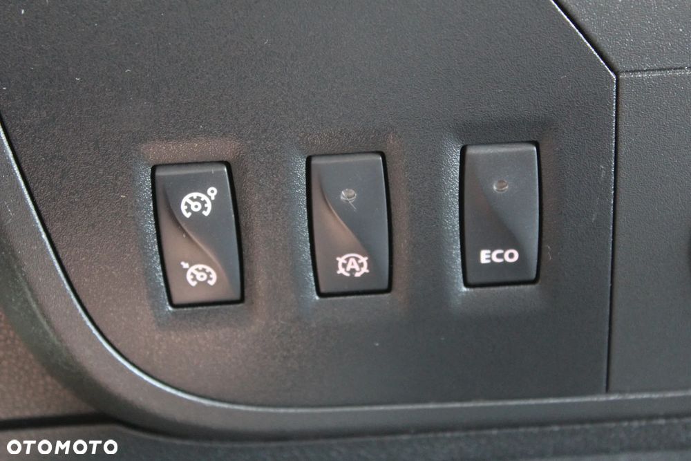 Nissan NV400 - 31