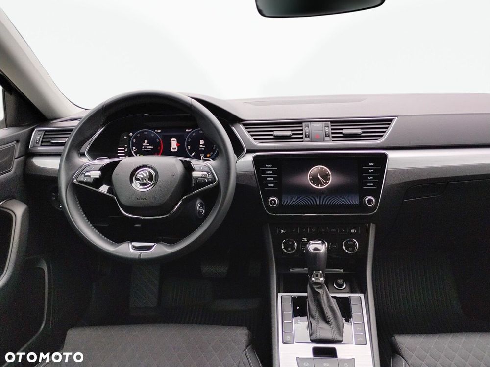 Skoda Superb 1.5 TSI Ambition DSG - 17