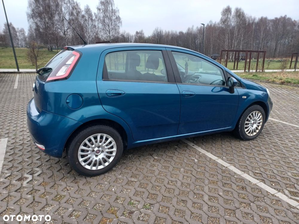 Fiat Grande Punto Actual 1.2 8V Estiva - 5