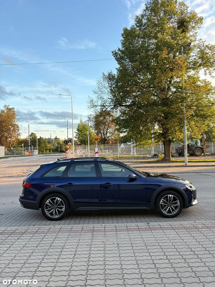 Audi A4 Allroad - 23