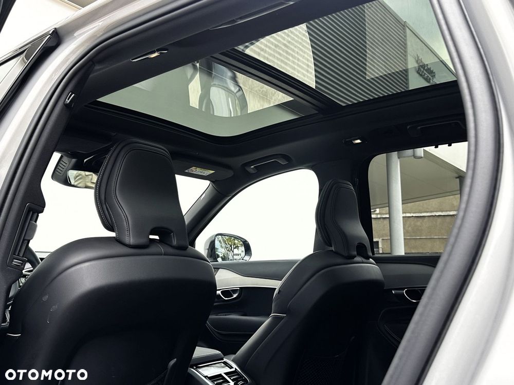 Volvo XC 90 - 16