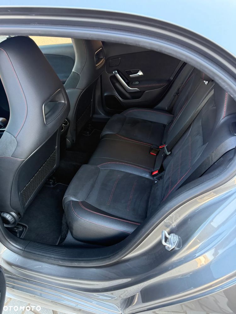 Mercedes-Benz Klasa A 220 7G-DCT AMG Line - 24