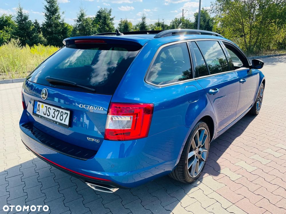 Skoda Octavia 2.0 TDI DSG RS - 5