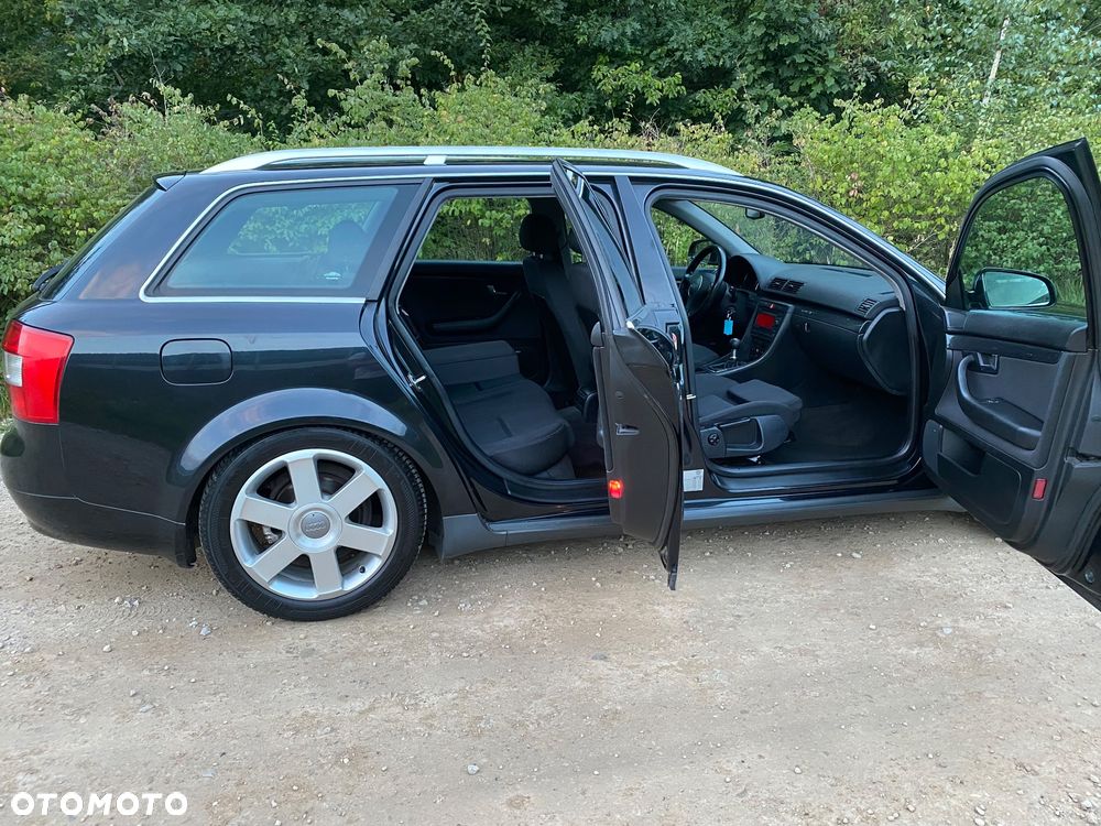 Audi A4 Avant 2.5 TDI quattro - 8