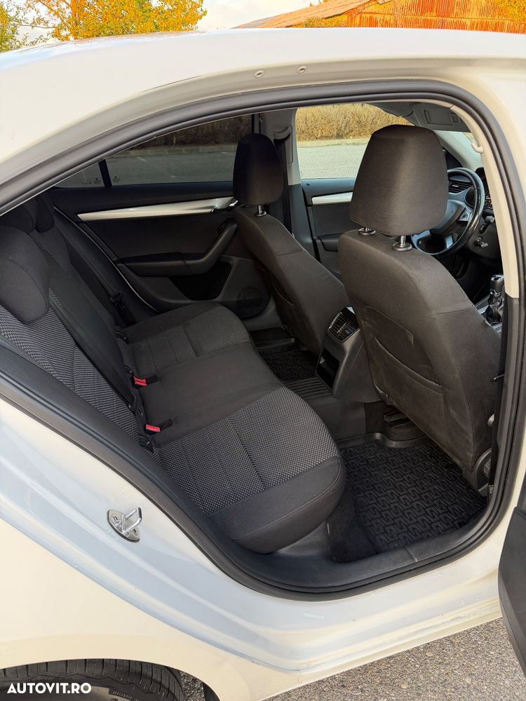Skoda Octavia - 8