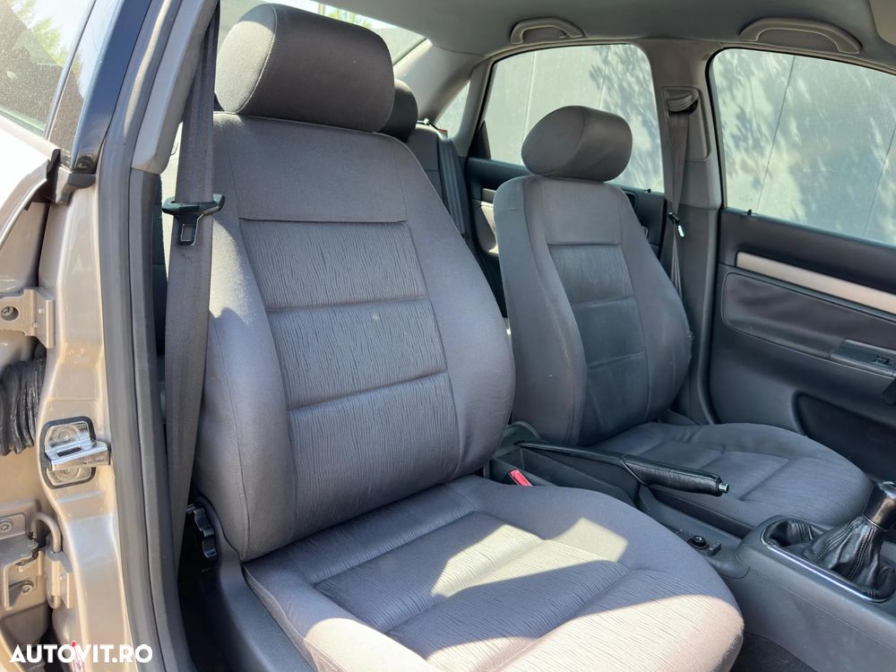 Audi A4 Avant 2.0 FSI - 20