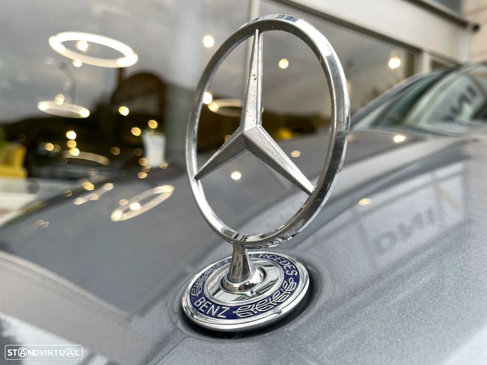 Mercedes-Benz E 300 Bluetec Hybrid Avantgarde - 17