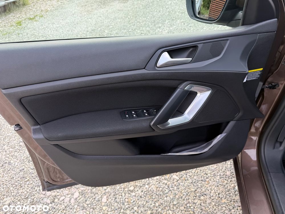 Peugeot 308 BlueHDi 150 EAT6 Stop & Start Business-Line - 31