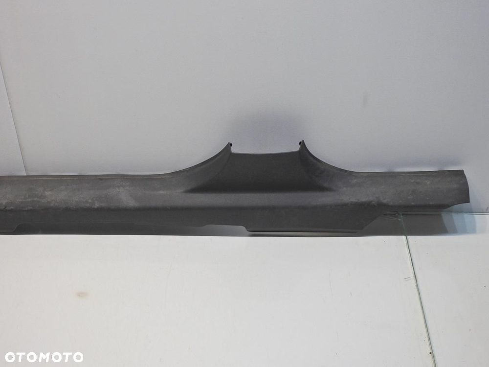 LISTWA OSŁONA PROGU PRAWA OPEL ASTRA H III - 5