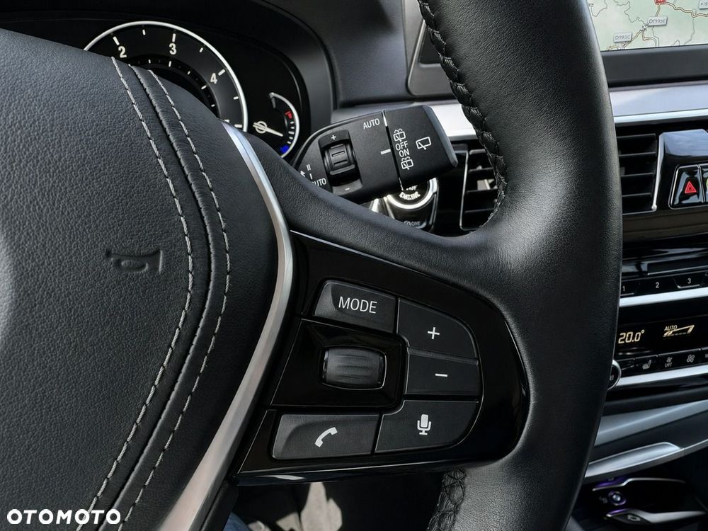 BMW Seria 5 520d - 18