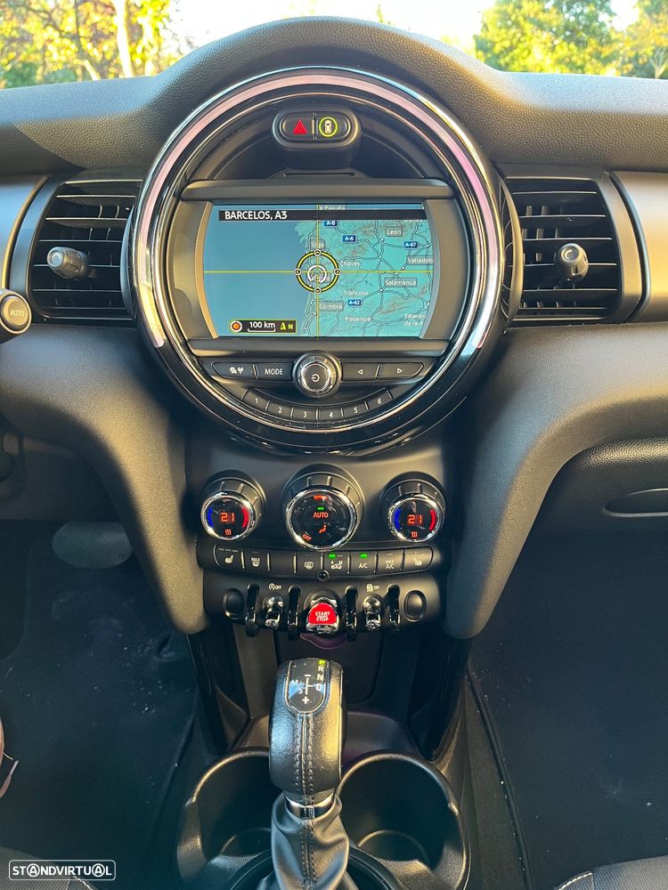 MINI 3 Portas Cooper Aut. - 15