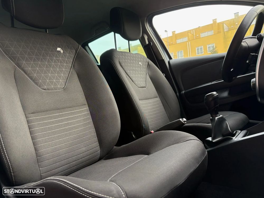 Renault Clio 0.9 TCE Limited - 17