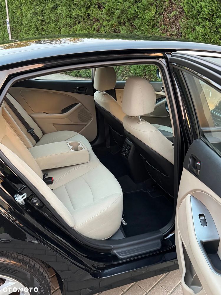 Kia Optima - 15