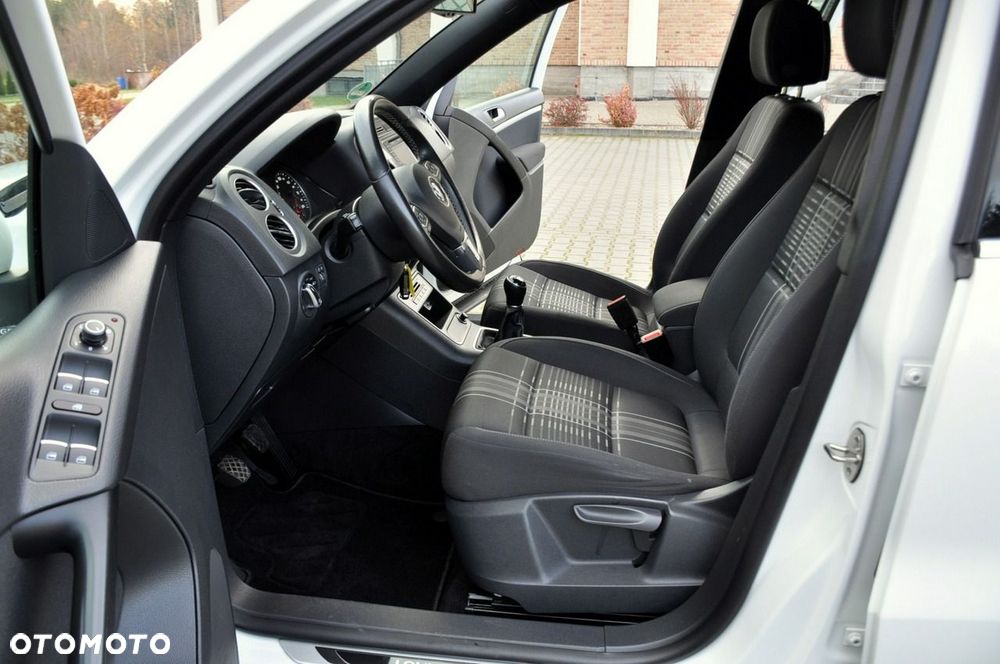 Volkswagen Tiguan - 23