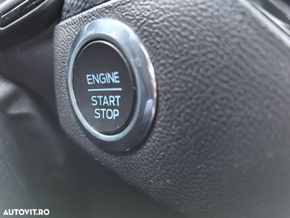 Ford Focus 1.5 EcoBlue Start-Stopp-System Aut. ST-LINE - 22