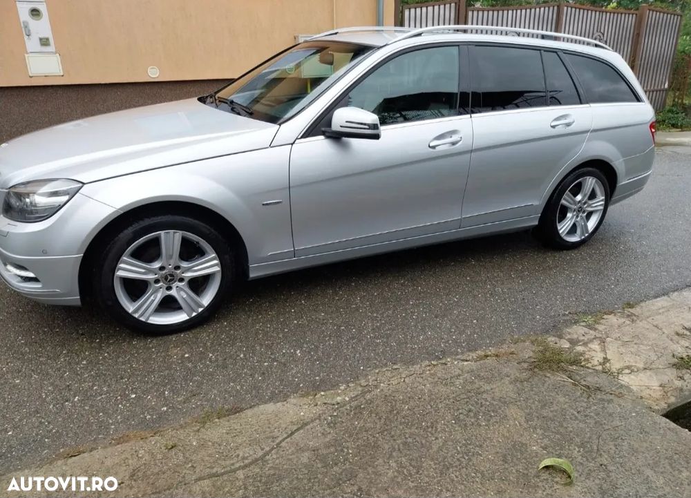 Mercedes-Benz C 180 CGI Automatik BlueEFFICIENCY Elegance - 2
