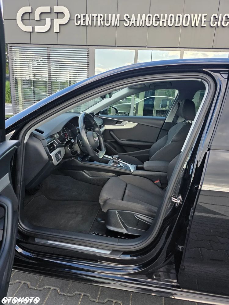 Audi A4 Limousine 35 TDI mHEV Advanced S tronic - 29